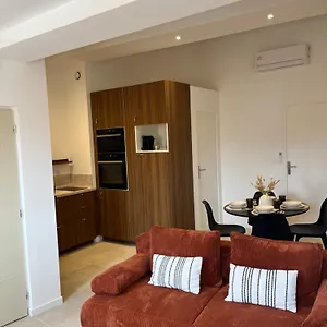  Appartement Superbe T2 Au Coeur De